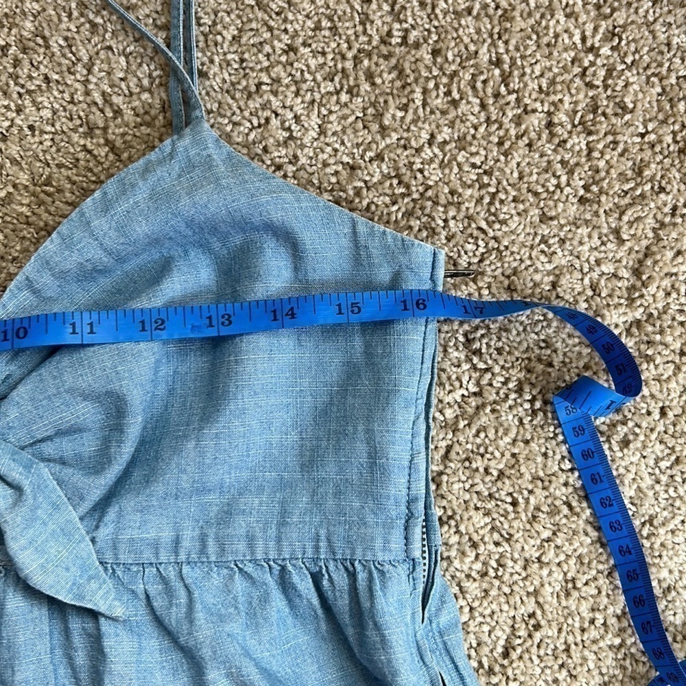Madewell Chambray Tie-Front key hole camitop - Picture 10 of 10